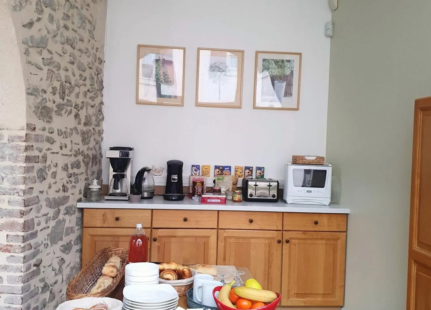 Gite Les Arches Saint-Andeol-le-Chateau Holiday home
